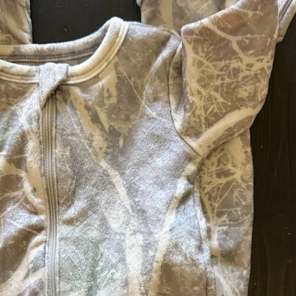 Little Bipsy x Babybreez Toddler Camo pajamas - Picture 6 of 6